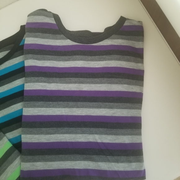 APT T SHIRT - Picture 5 of 7